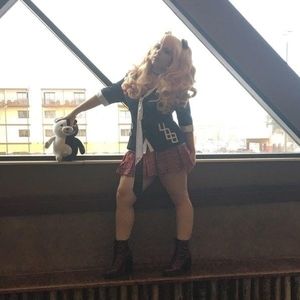 Meet your Posher, Rhiannon